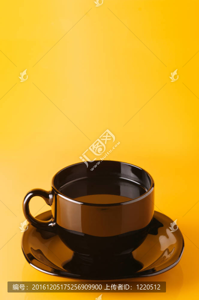 黑咖啡杯