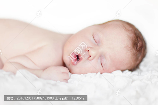 新生嬰兒的睡眠