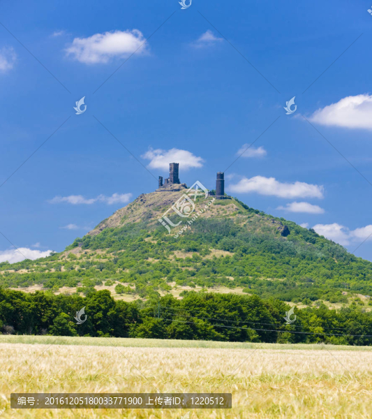對(duì)hazmburk城堡遺址；Ceske,stredohori；捷克共和國(guó)