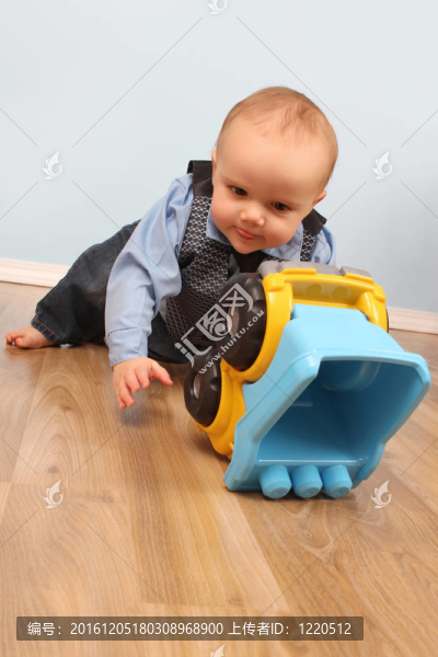 玩具卡車
