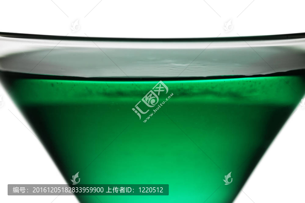 綠色的雞尾酒