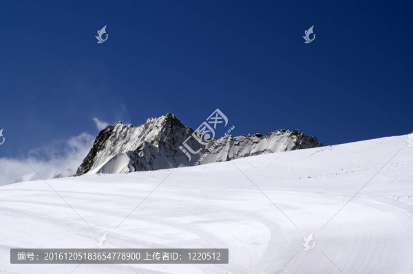 高山滑雪坡