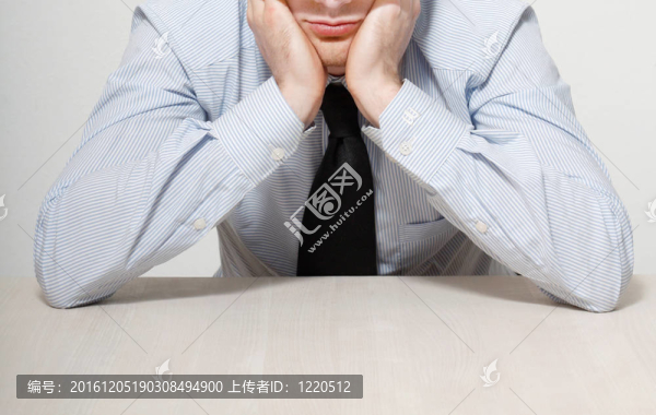 惱火的商人