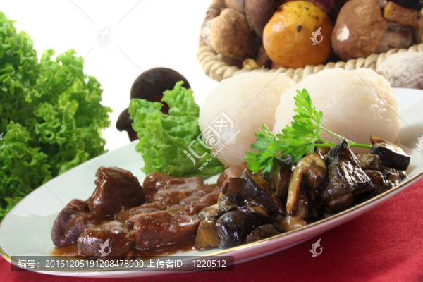 鹿肉燉牛肉
