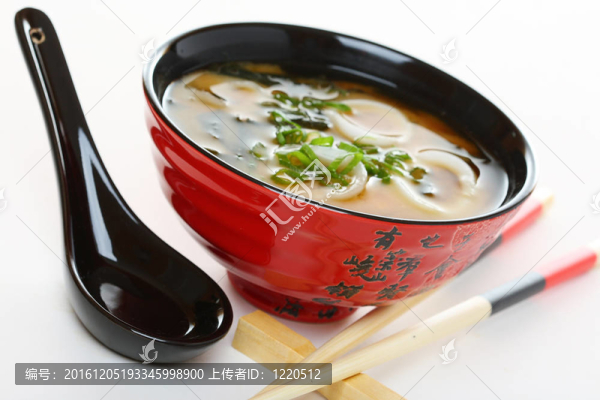 海鮮和蔥味噌湯。