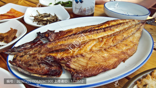 烤魚(yú)