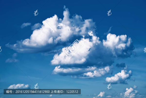 云在天空