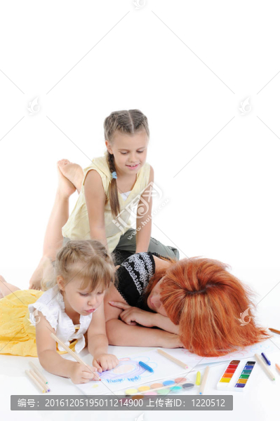 母親與女兒。