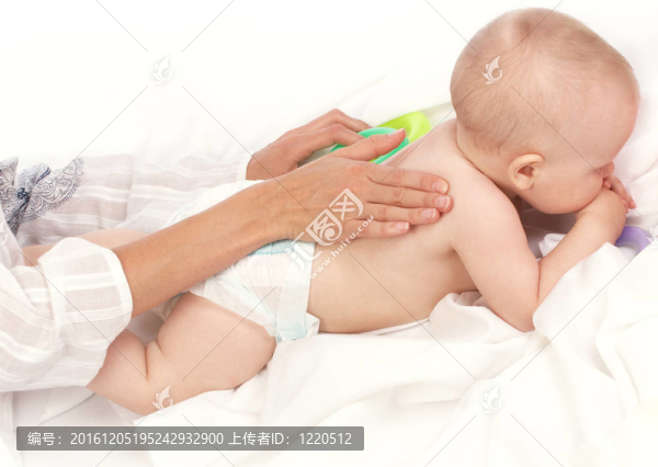 嬰兒照看