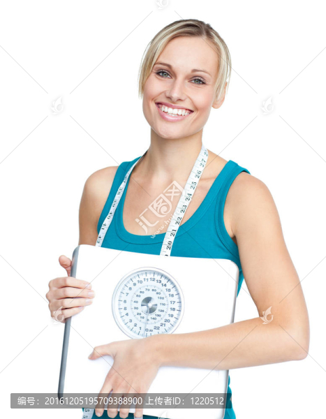 白人青年女子持有體重秤
