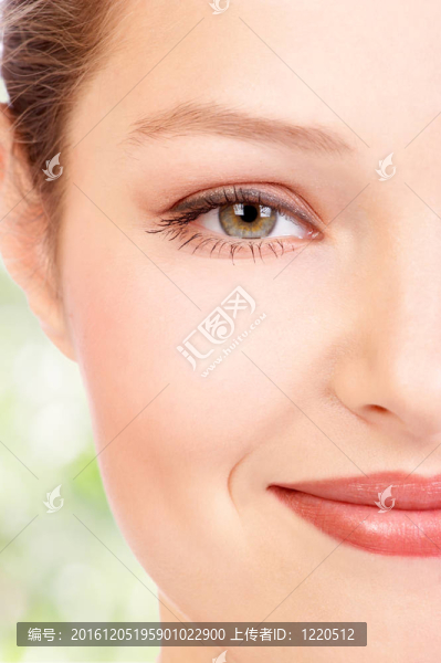 女人的臉