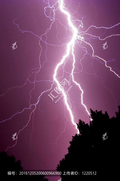 雷擊