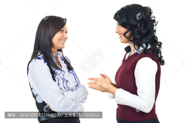 兩個女人談話愉快