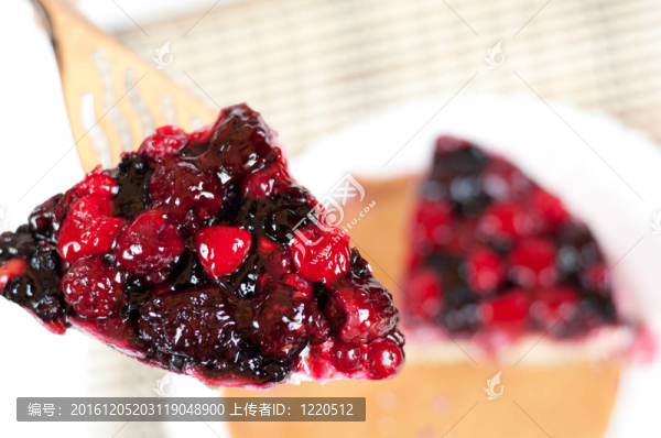 美味的新鮮水果蛋糕