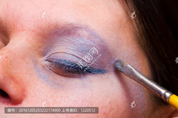 化妝女眼