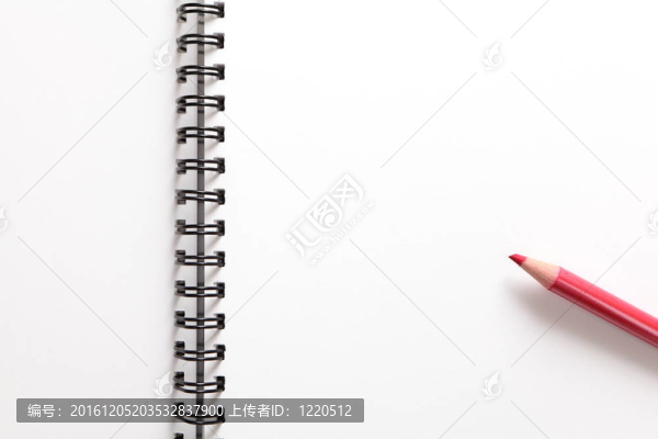 筆記本和紅鉛筆