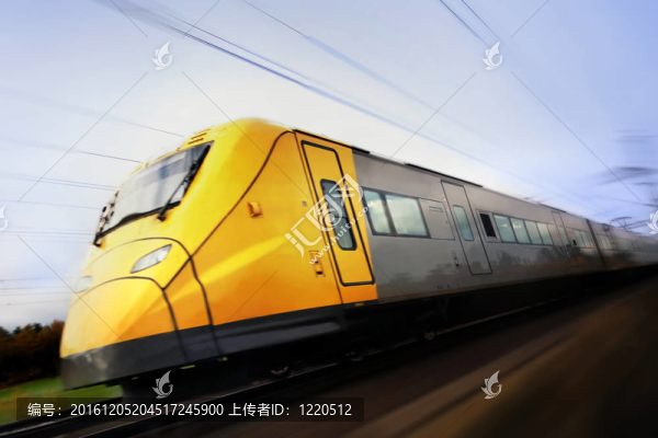 具有運(yùn)動(dòng)模糊的快速列車