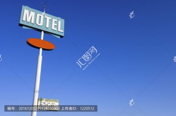 旅館