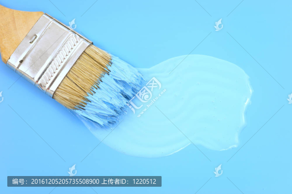一種新的畫筆旋轉(zhuǎn)藍(lán)色的油漆涂層