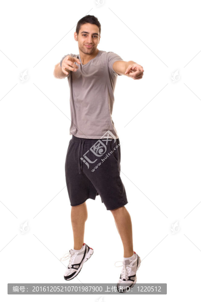 男子跳