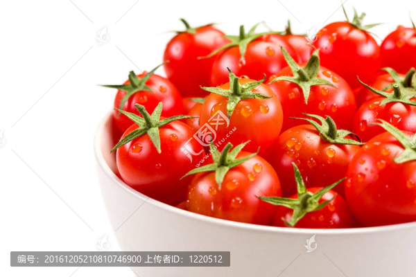 白碗內(nèi)番茄