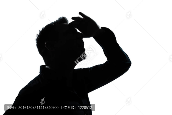 剪影男子肖像前瞻性姿態(tài)