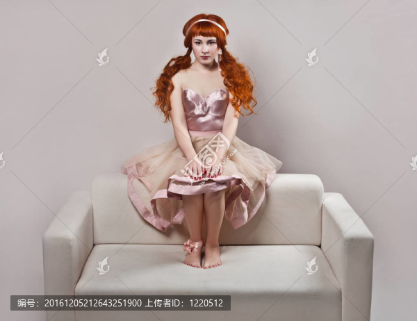 時(shí)尚娃娃的女性風(fēng)格。
