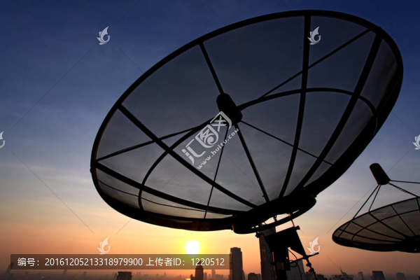 通信衛(wèi)星天線