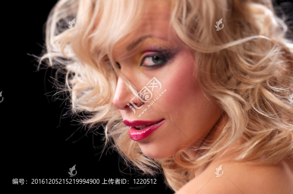一個(gè)美麗的女人肖像