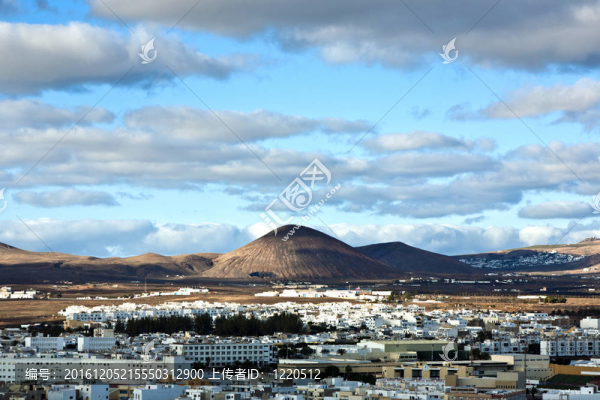查看費(fèi)和蘭薩羅特島火山
