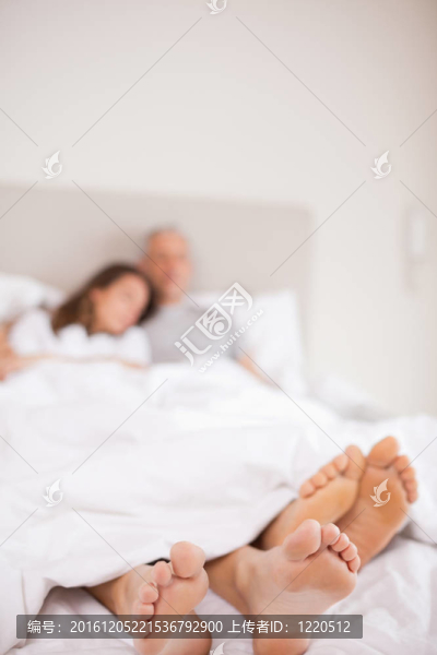 一對(duì)夫婦睡的肖像