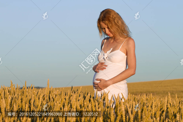 懷孕的女人
