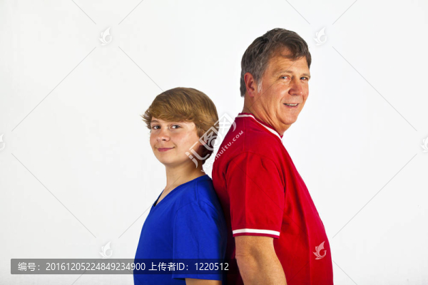 父子回