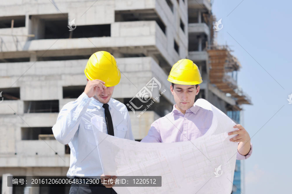 建筑工地建筑師團(tuán)隊(duì)