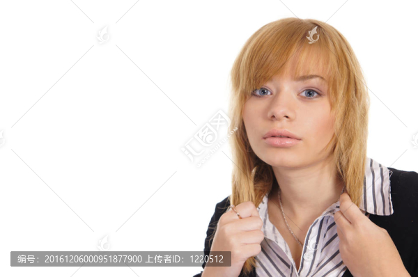 聰明的女孩冒充