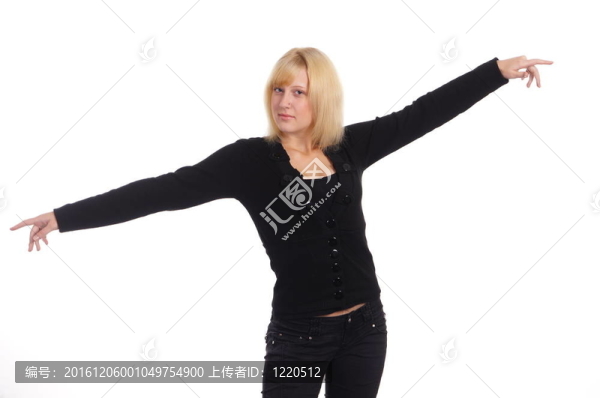 可愛的女孩冒充