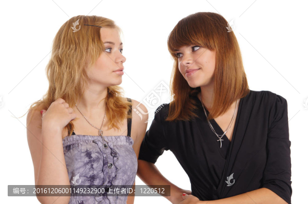 兩個年輕的女孩