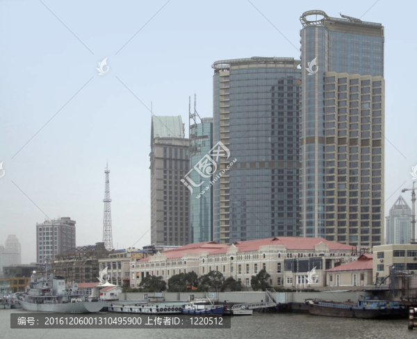 上海在黃浦江