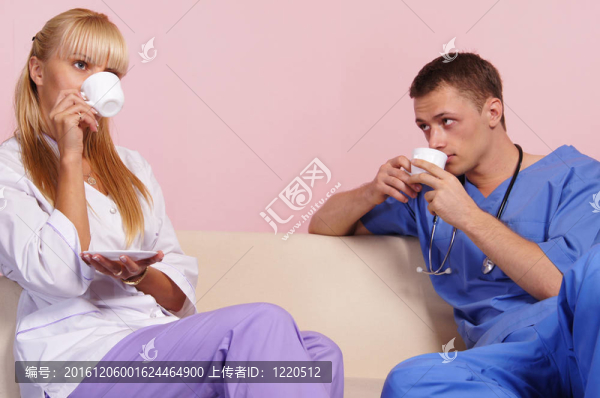 醫(yī)生用的杯子