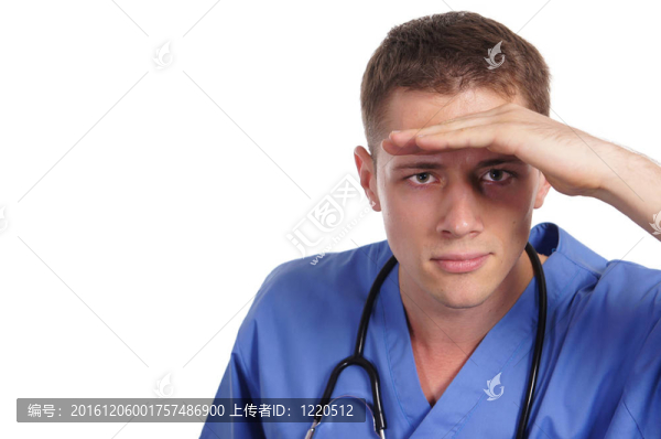 年輕的醫(yī)生提出