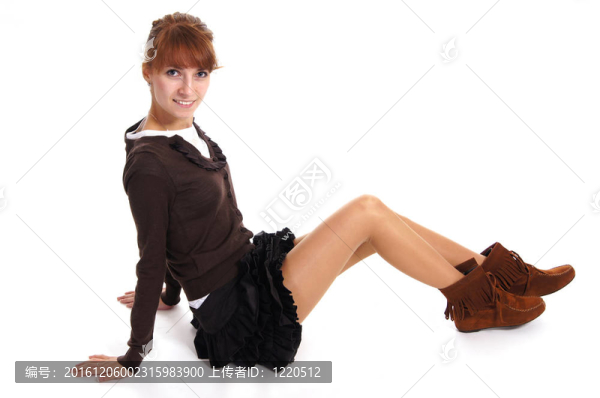 年輕女孩假扮