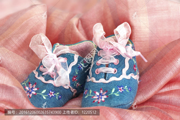 嬰兒鞋