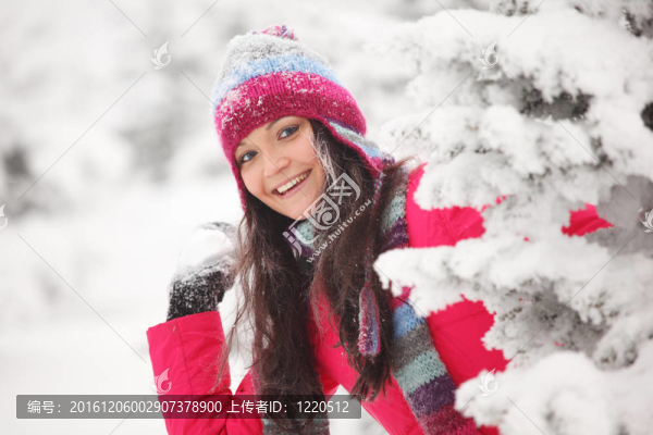 玩雪球