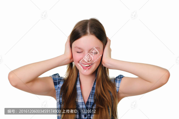 一個十幾歲的女孩在工作室