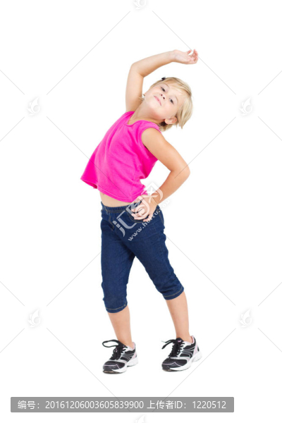 快樂枚小小姑娘跳舞