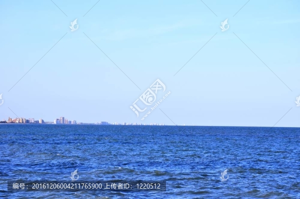 美特爾海灘的海岸線