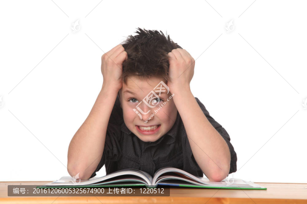小男孩學習