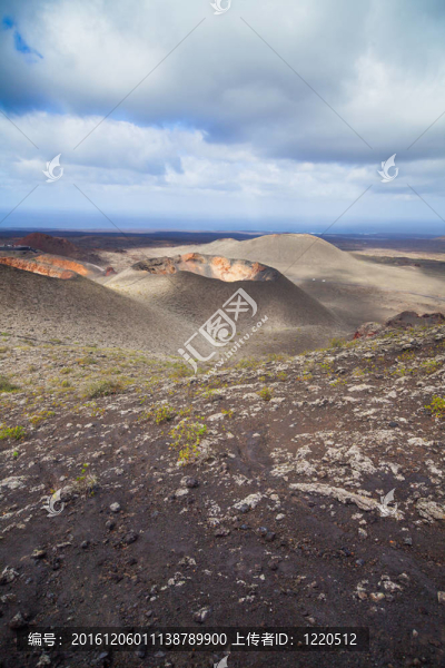 山上的火；Timanfaya