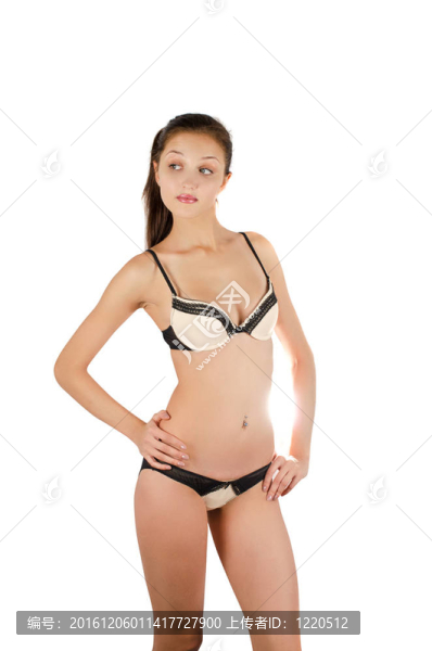 穿著內(nèi)衣的漂亮女孩