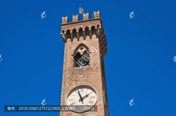 Belltower。Santarcangelo涅。Emilia,Romagna。意大利.